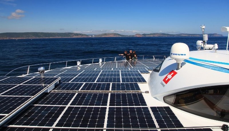Công nghệ năng lượng mặt trời trong lĩnh vực hàng hải
